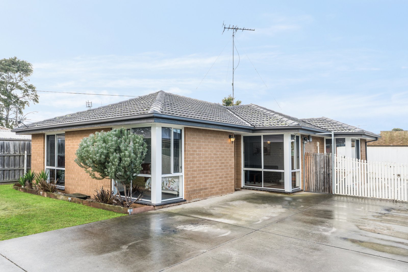Gallery: 152 Goldsworthy Road