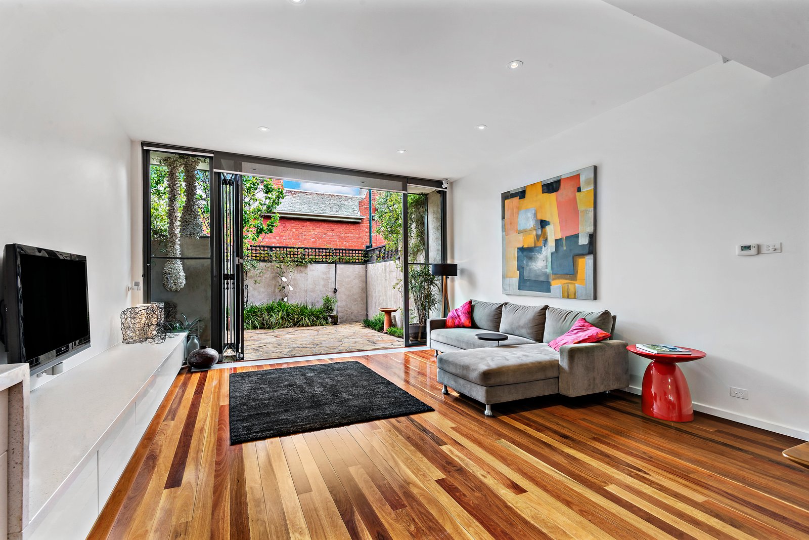 Gallery: 152 Mills Street