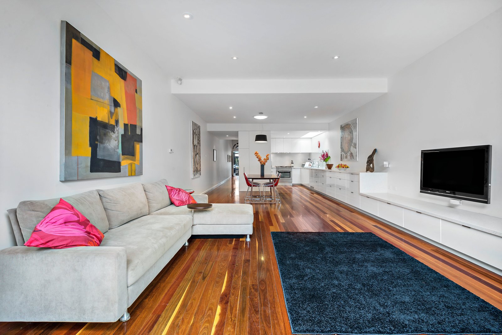 Gallery: 152 Mills Street