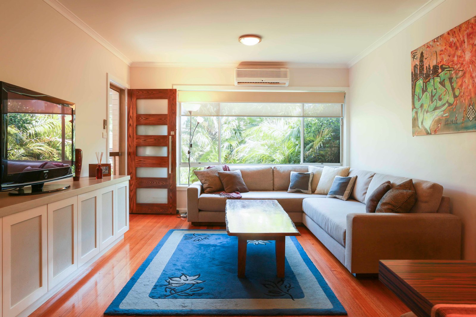 Gallery: 1/52 Railway Crescent