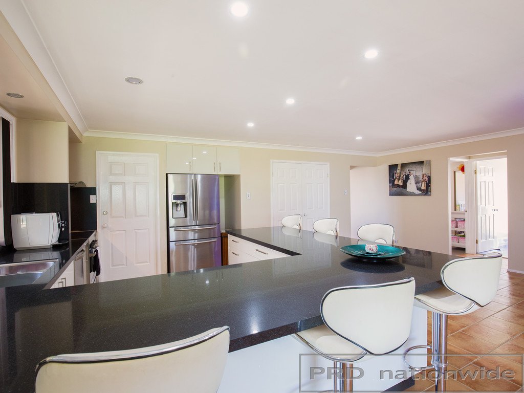 152 Somerset Drive THORNTON 7