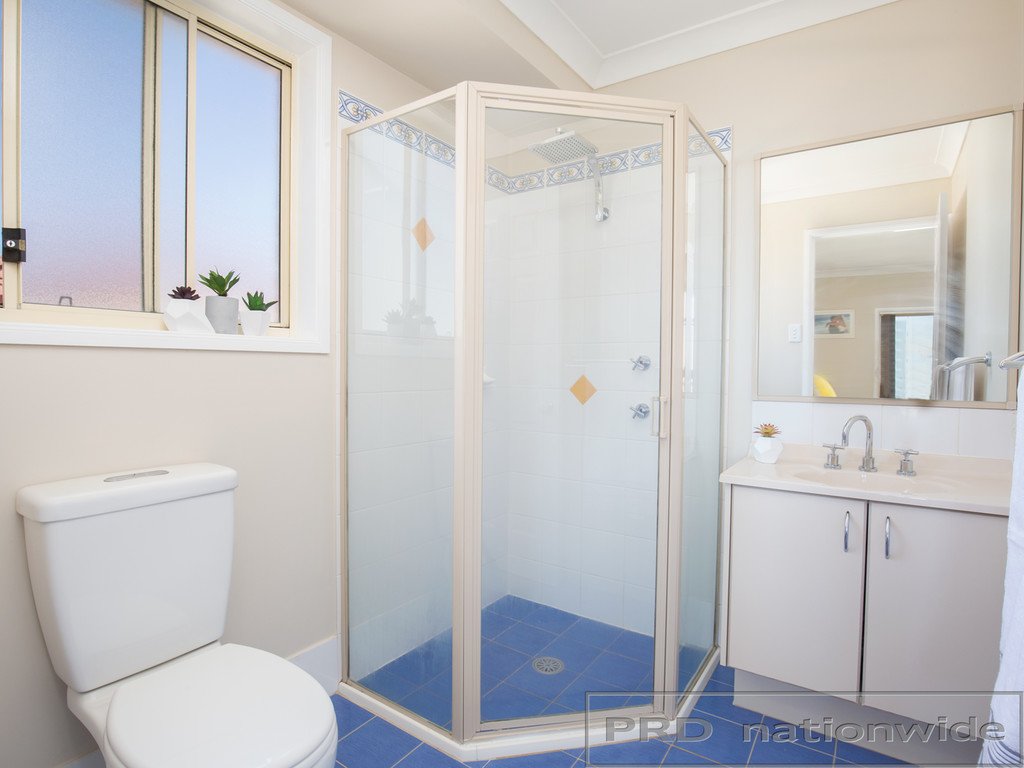 152 Somerset Drive THORNTON 14