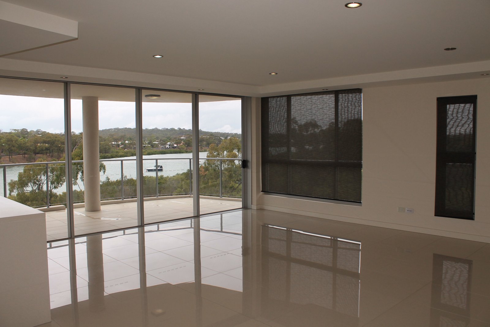15/2 THE Promenade BOYNE ISLAND 8