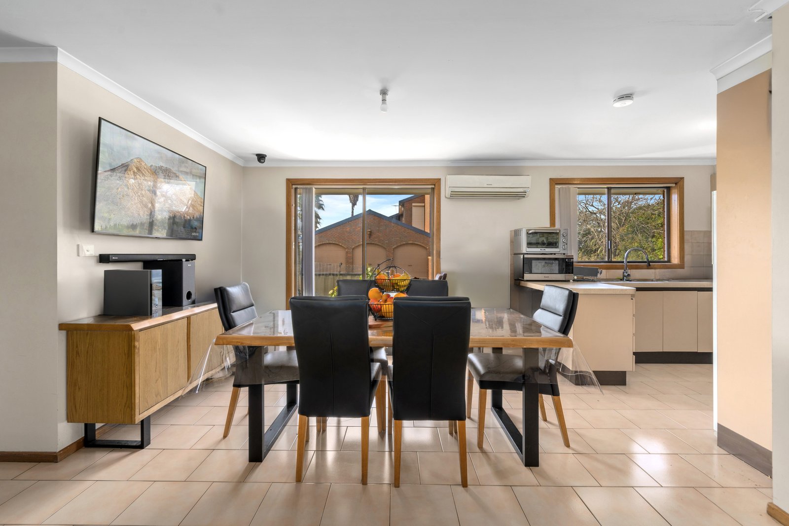 Real Estate and Property in 152 Victoria Drive, Thomastown, VIC