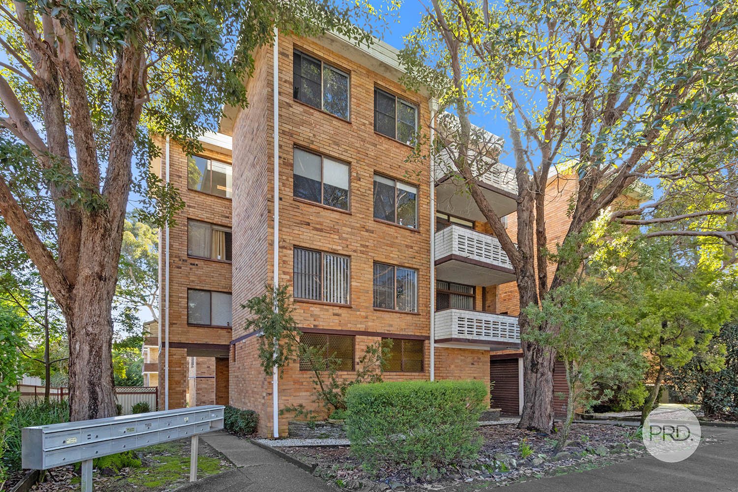 15/20 Martin Place MORTDALE 1