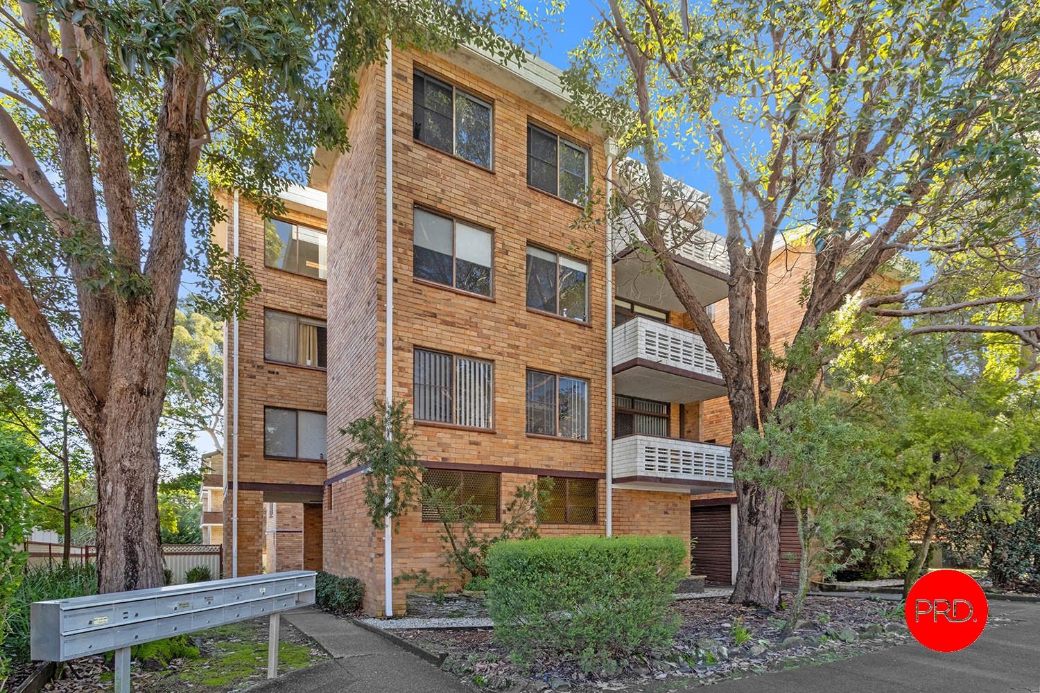 15/20 Martin Place MORTDALE 1