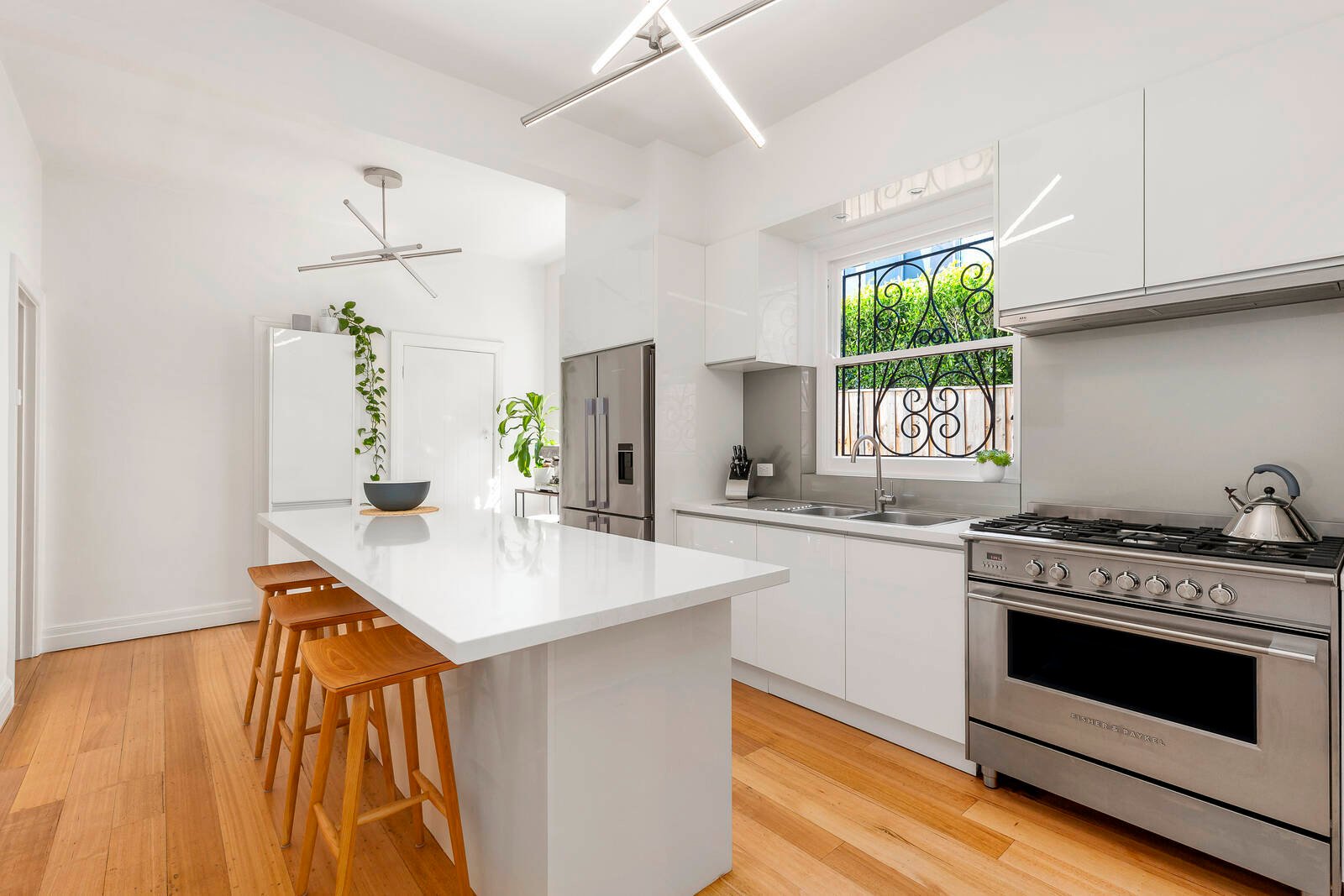 Real Estate and Property in 1/520 Toorak Road, Toorak, VIC