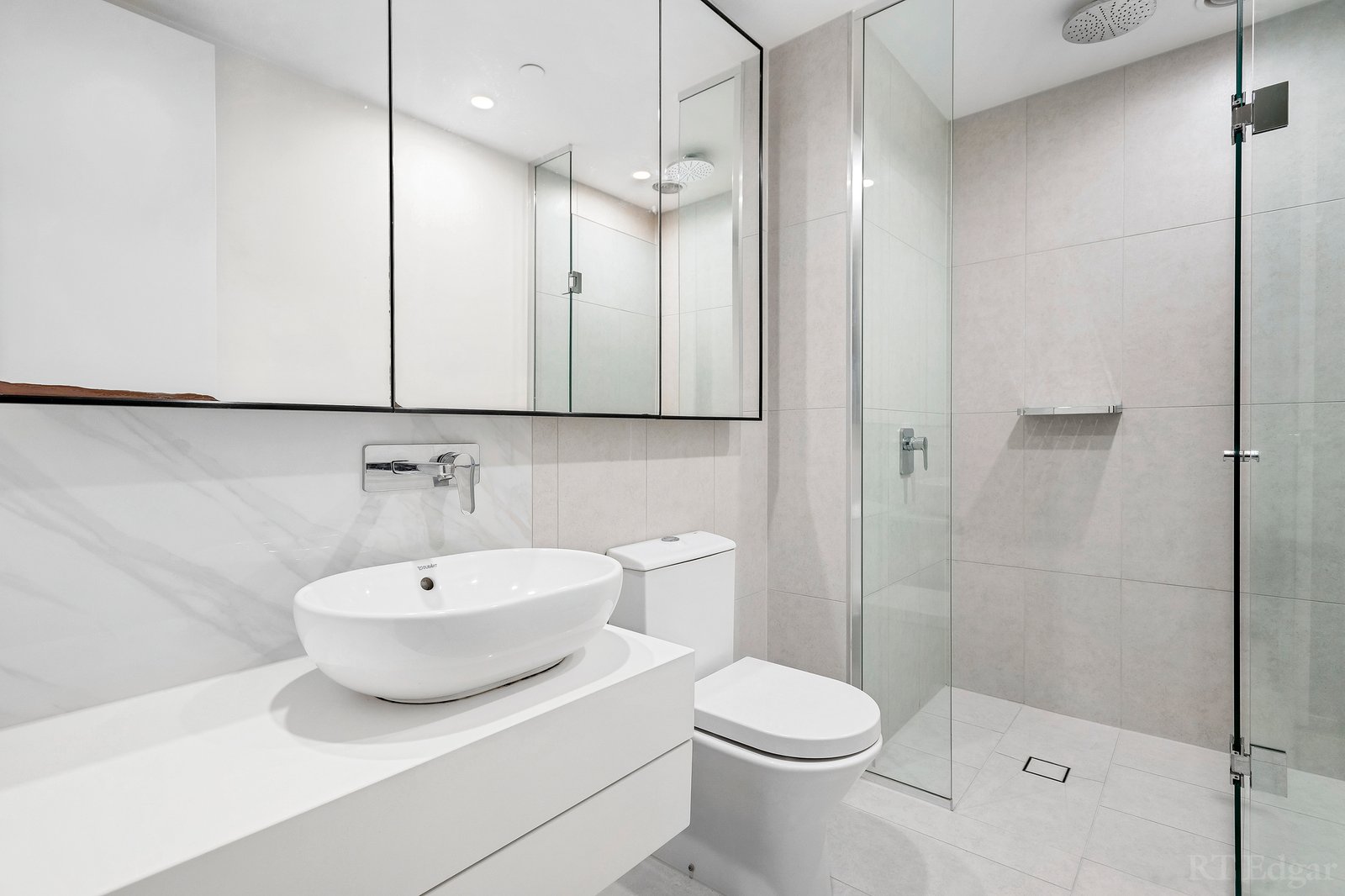 Real Estate and Property in 1520/555 St Kilda Road, Melbourne, VIC