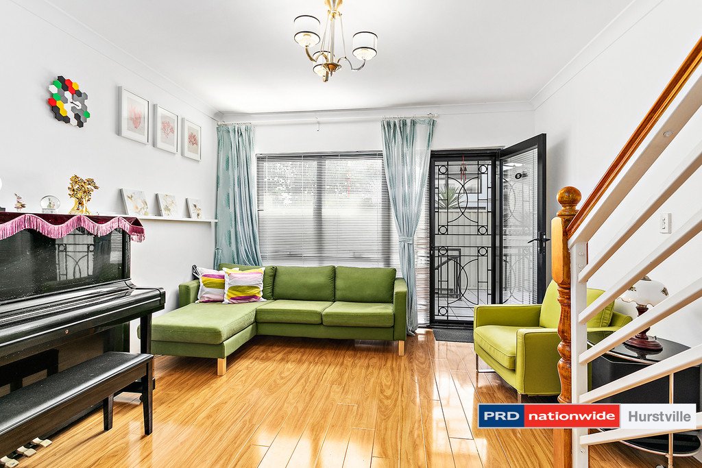 15/24 Greenacre Road SOUTH HURSTVILLE 2