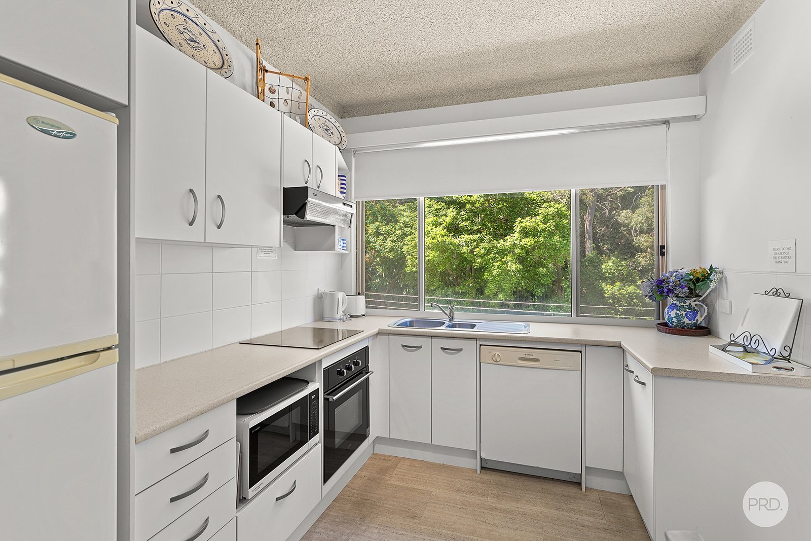 15/25 Shoal Bay Road SHOAL BAY 9