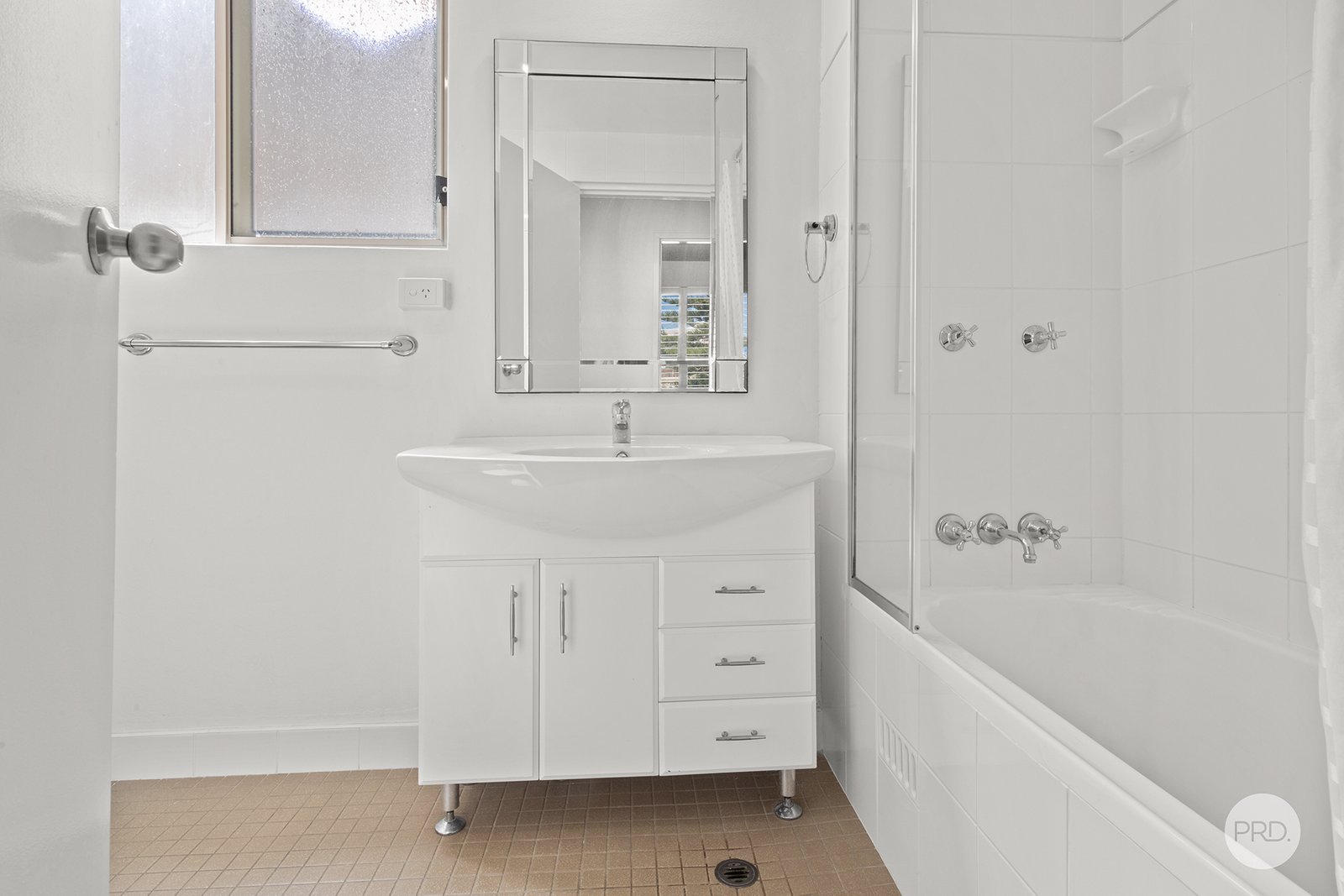 15/25 Shoal Bay Road SHOAL BAY 18