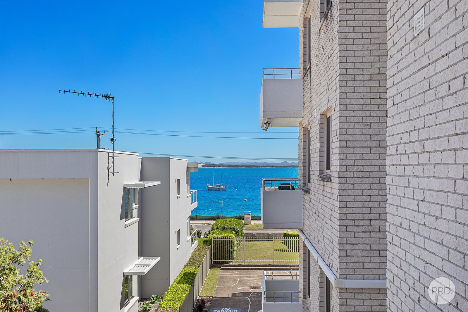 15/25 Shoal Bay Road SHOAL BAY 21