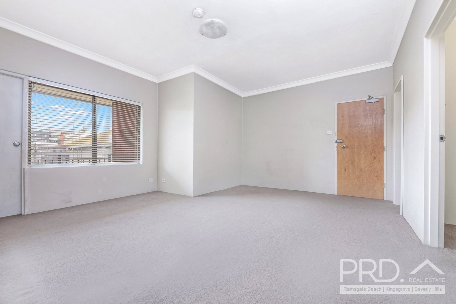 15/26-28 Kairawa Street SOUTH HURSTVILLE 4