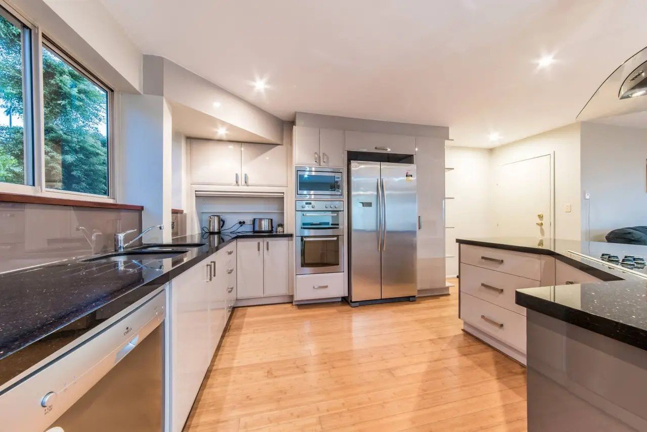 152/6 Eshelby Drive CANNONVALE 2