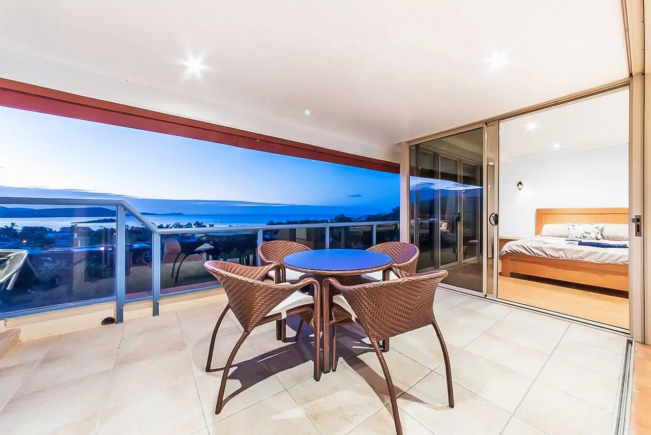 152/6 Eshelby Drive CANNONVALE 7