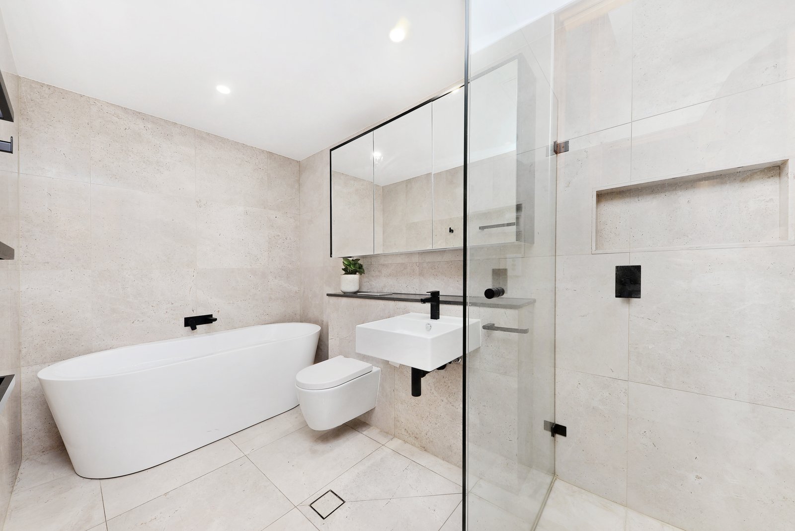 1526/13 Oscar Place EASTGARDENS 9