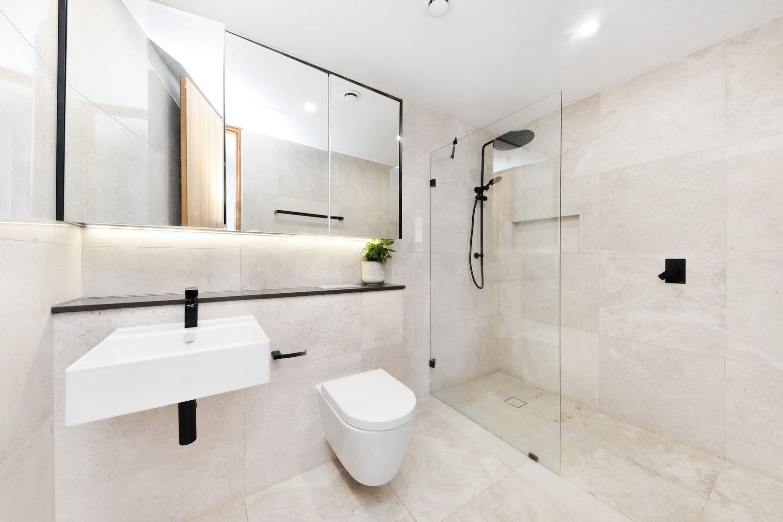 1526/13 Oscar Place EASTGARDENS 10