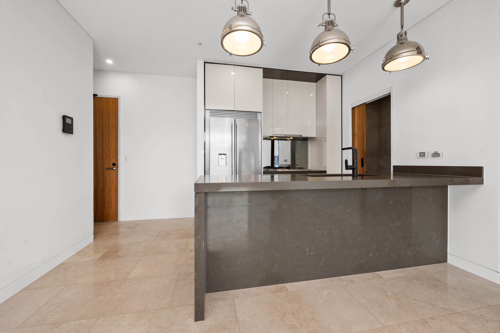 1526/13 Oscar Place EASTGARDENS 6