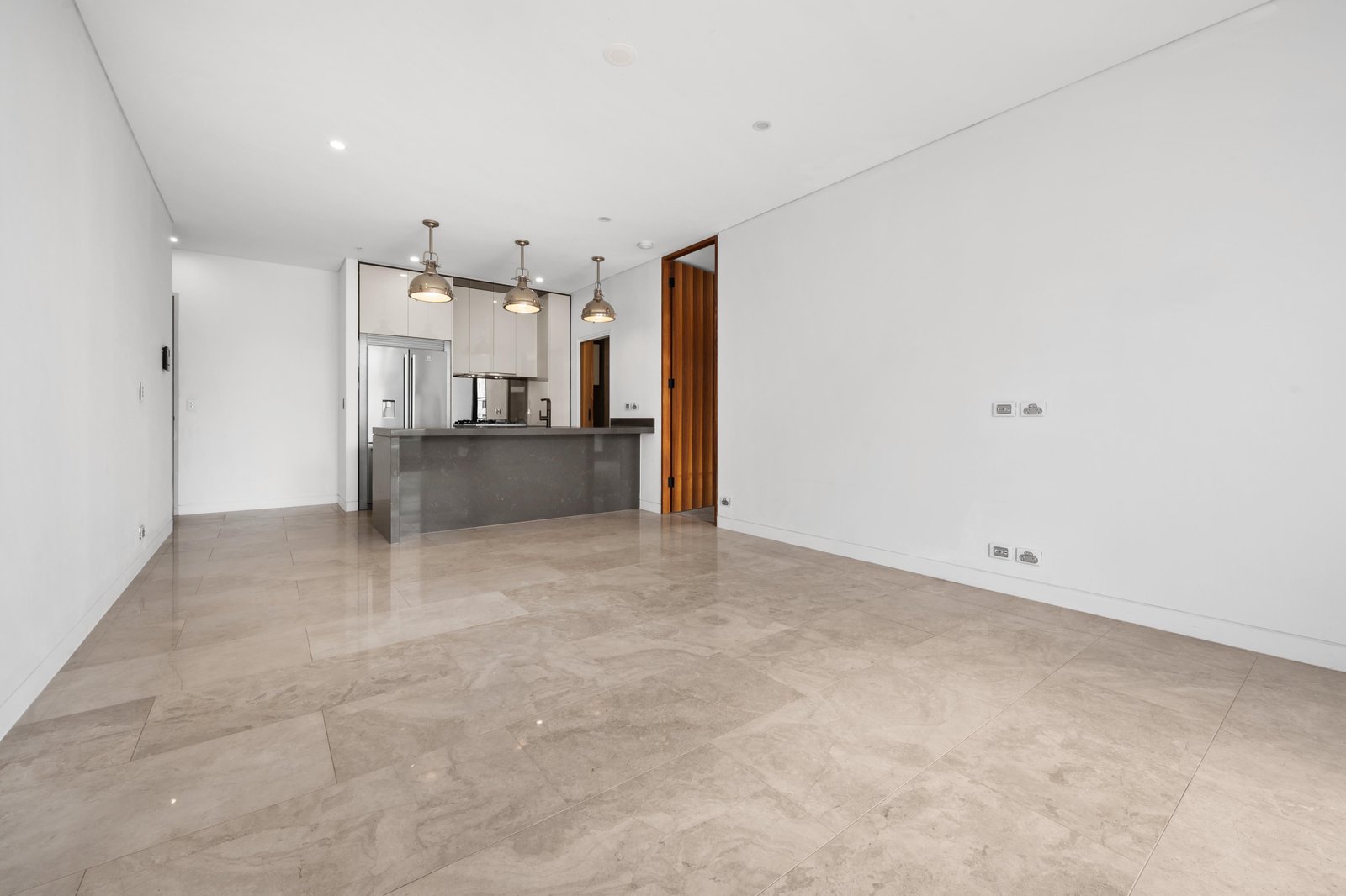 1526/13 Oscar Place EASTGARDENS 8