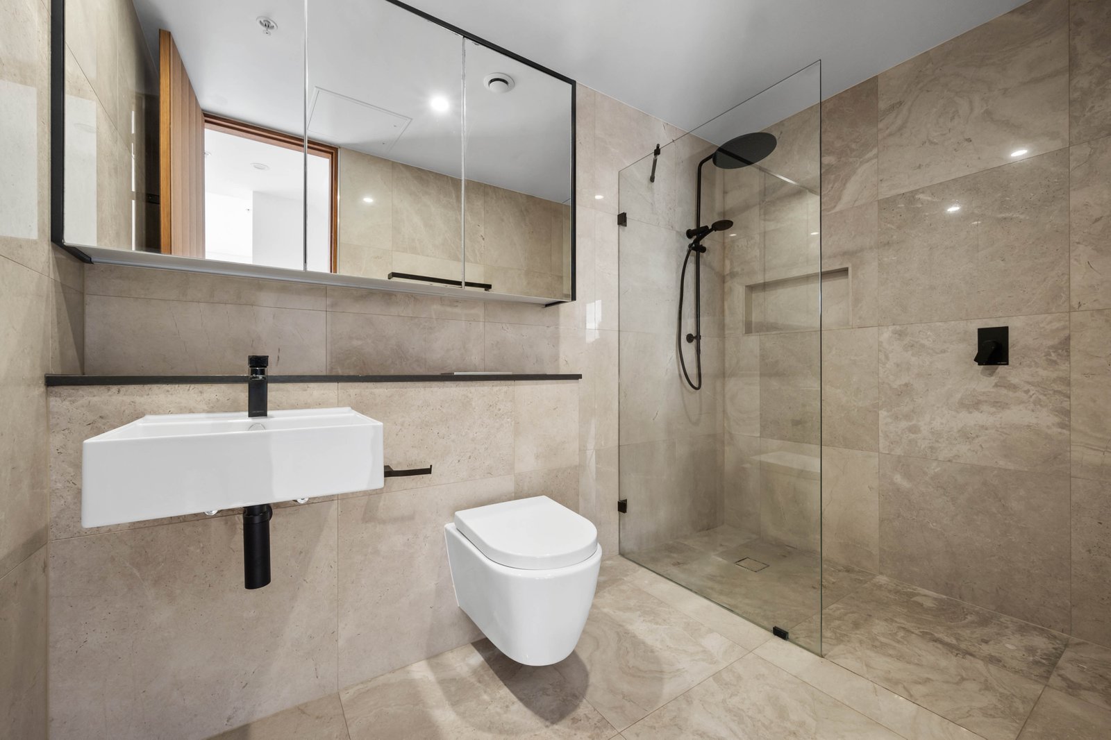 1526/13 Oscar Place EASTGARDENS 12