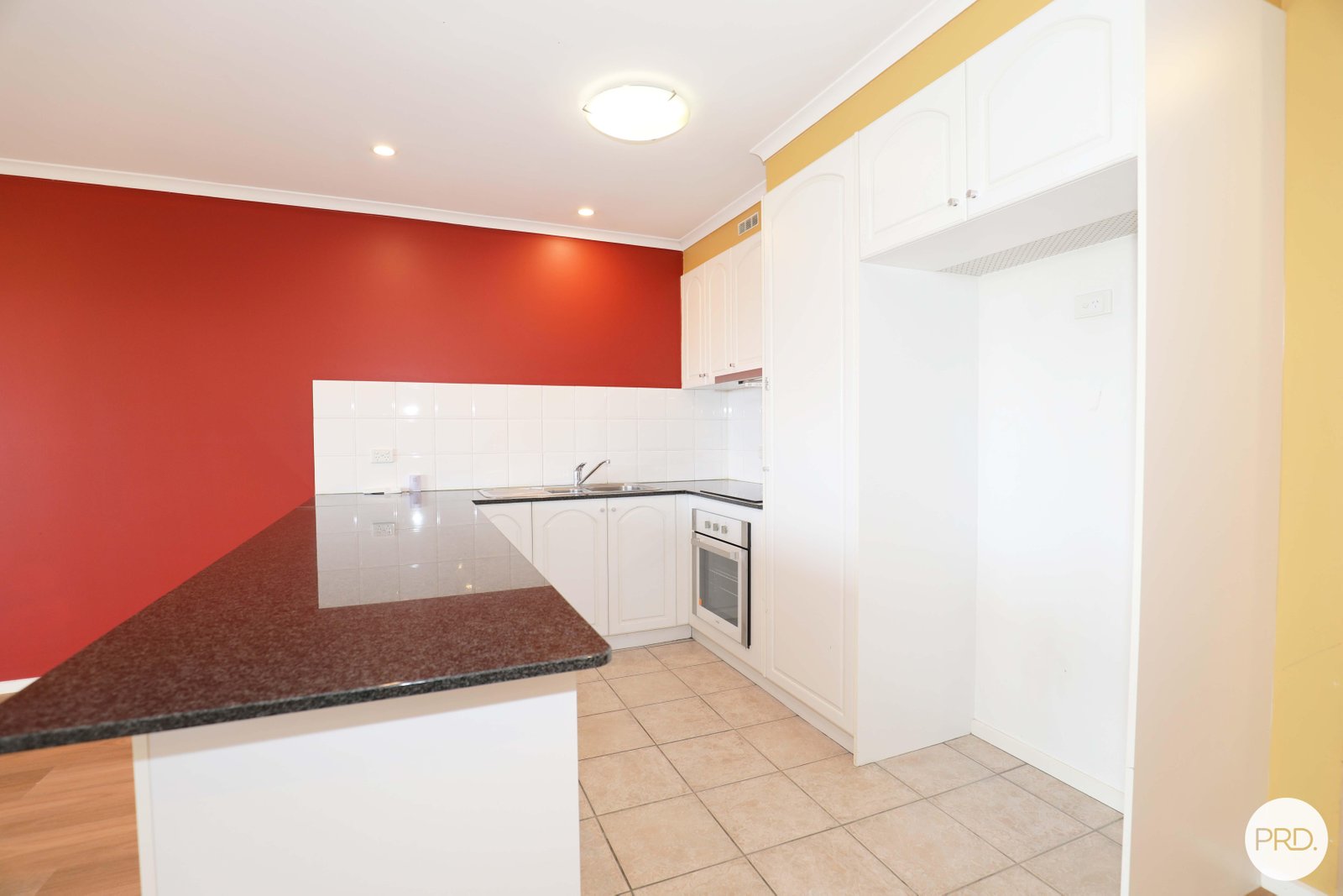 15/27 Leahy Close NARRABUNDAH 3