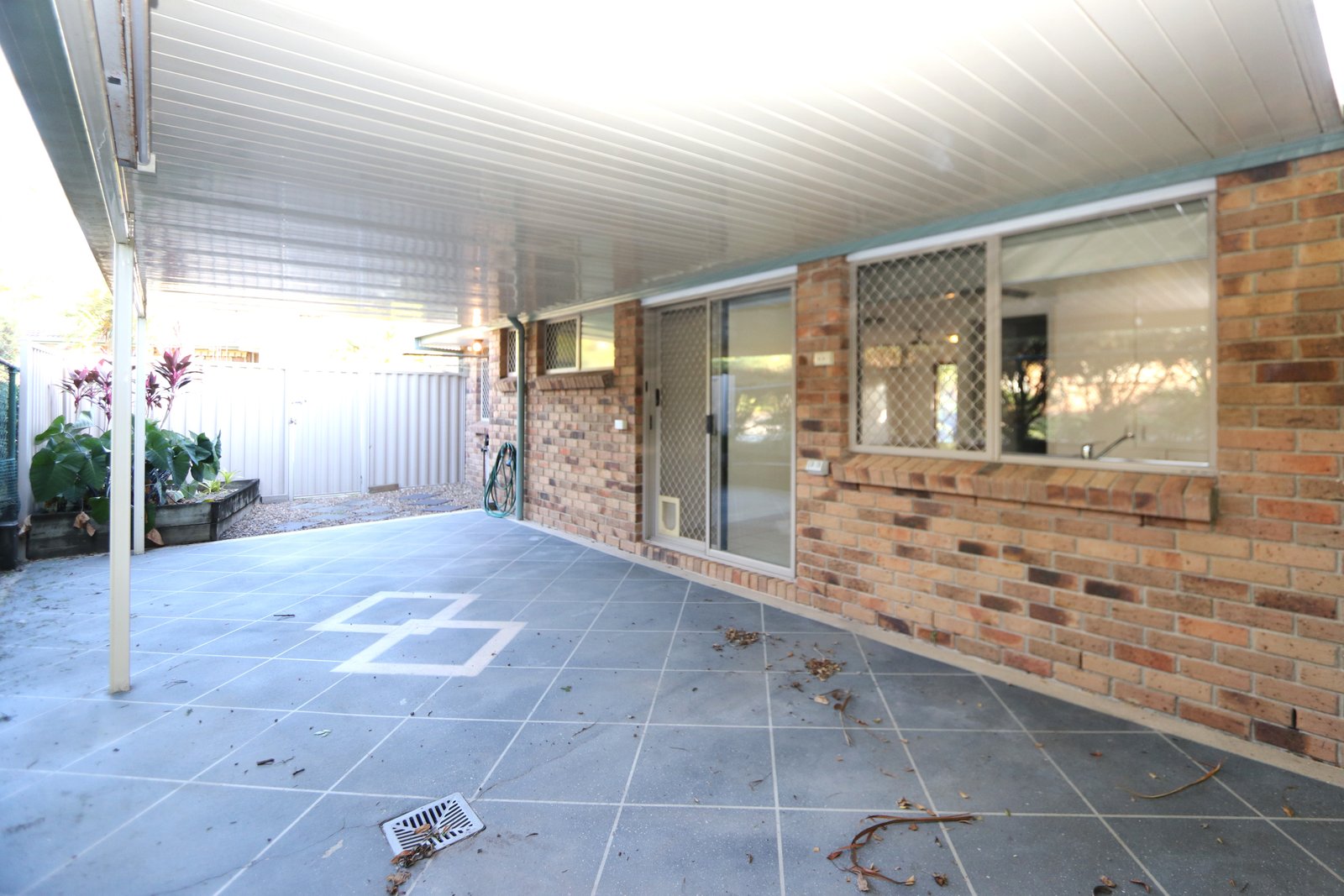 15/28 Golden Palms Court ASHMORE 1