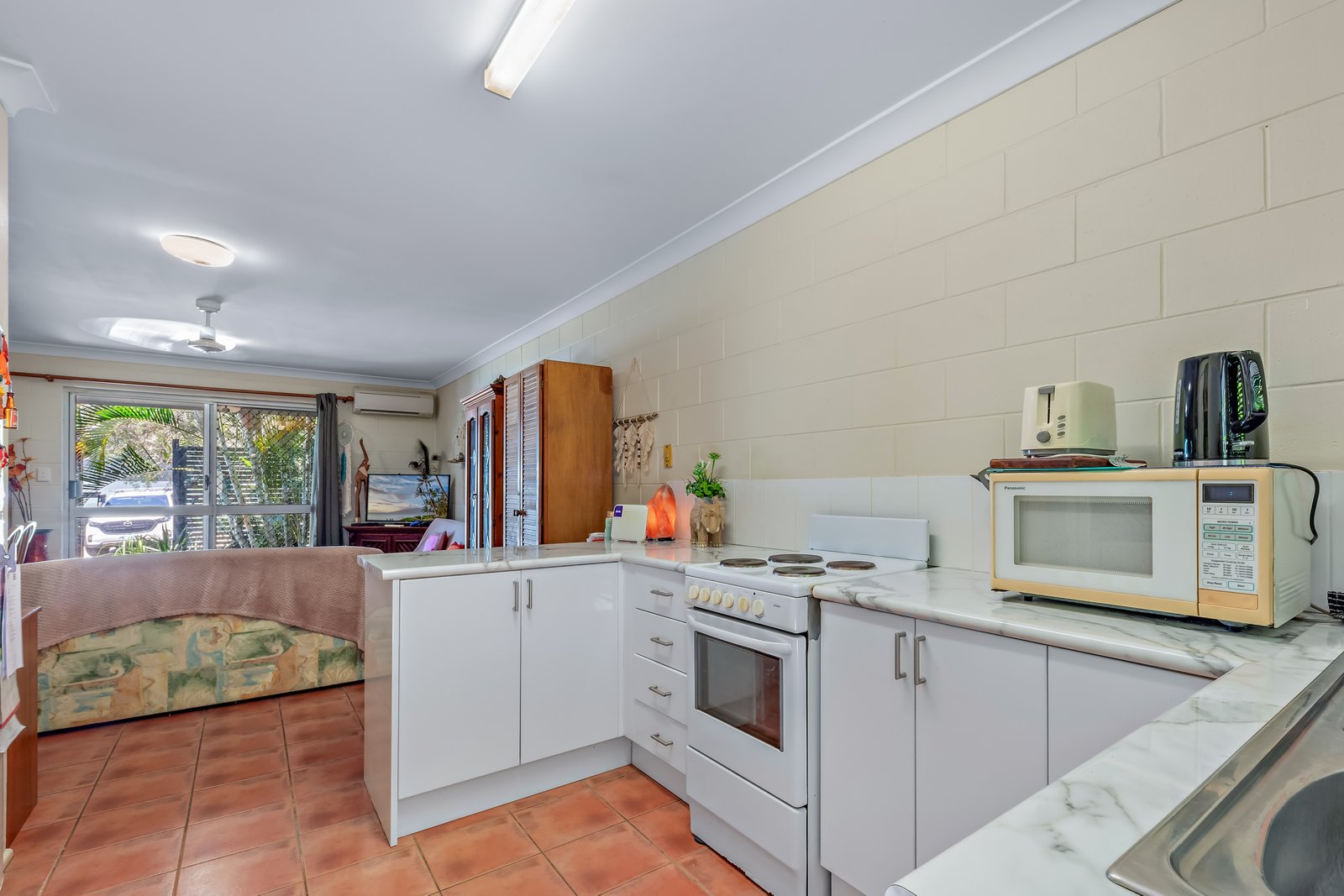 15/28 Island Drive CANNONVALE 5