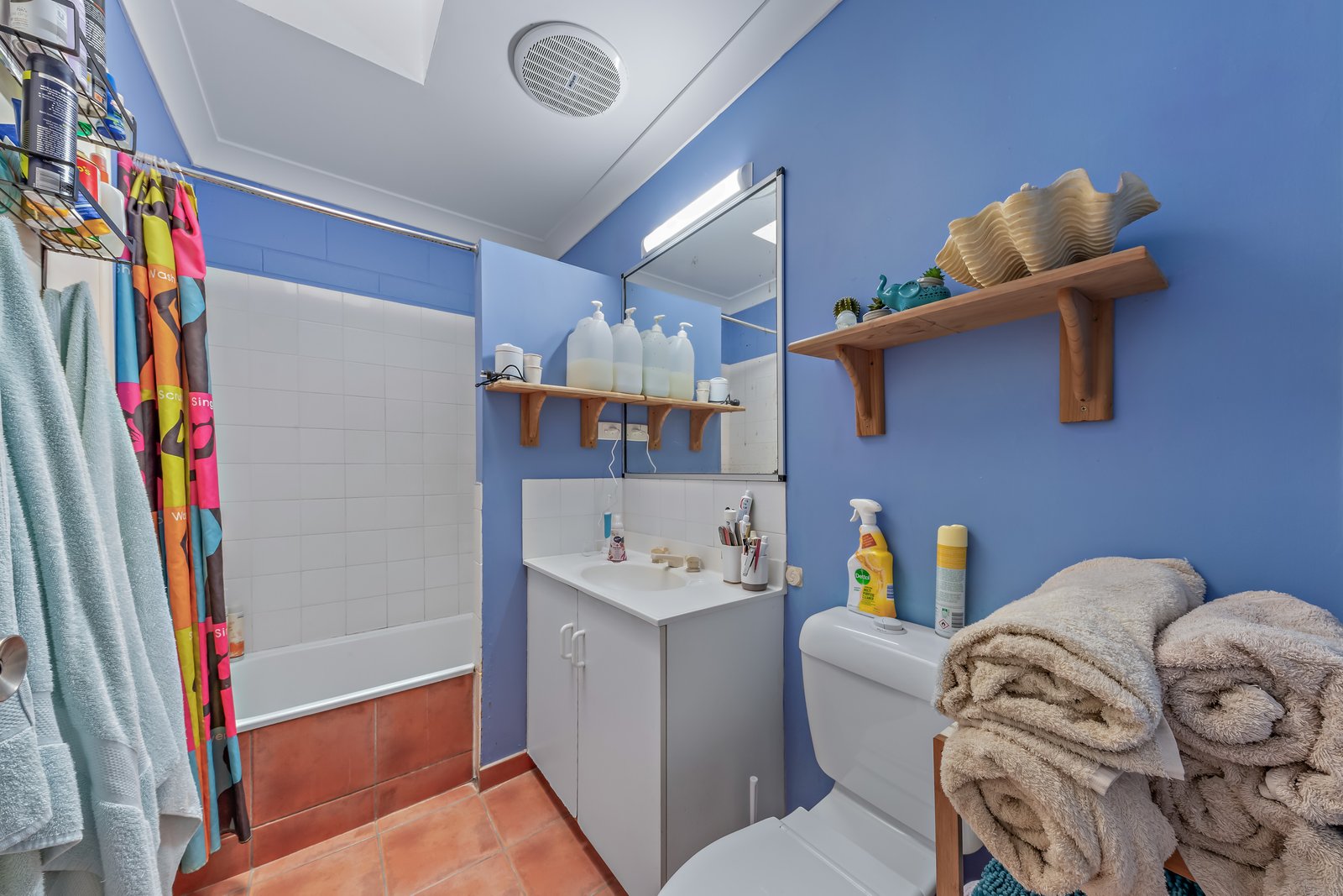 15/28 Island Drive CANNONVALE 7