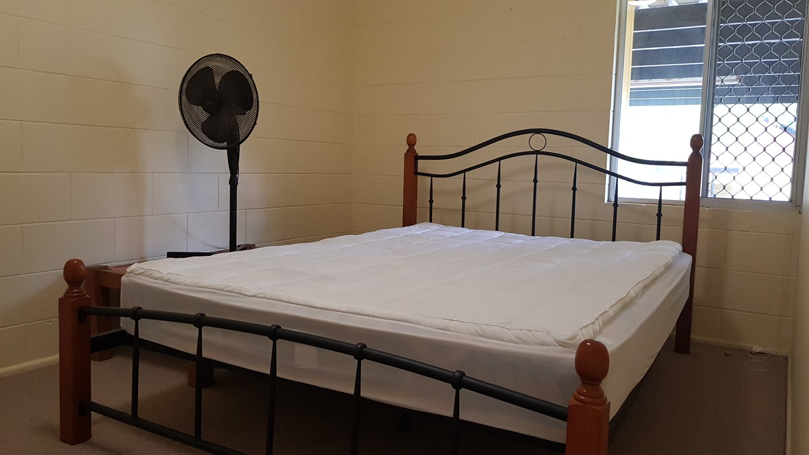 15/28 Island Drive CANNONVALE 6