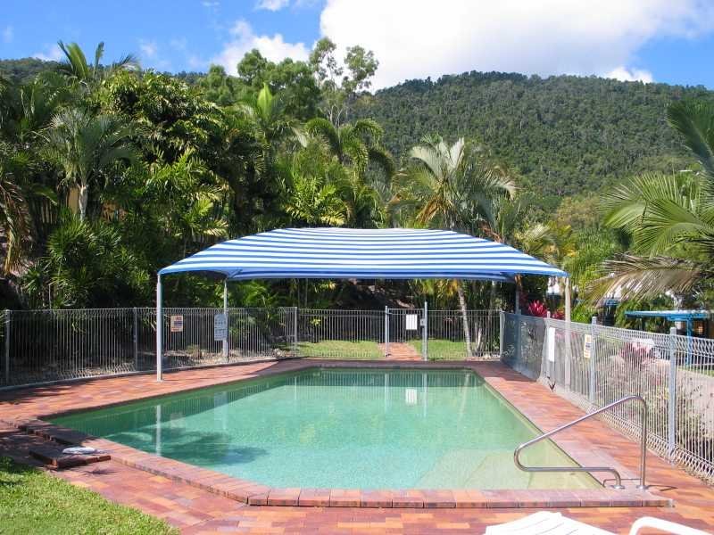 15/28 Island Drive CANNONVALE 9