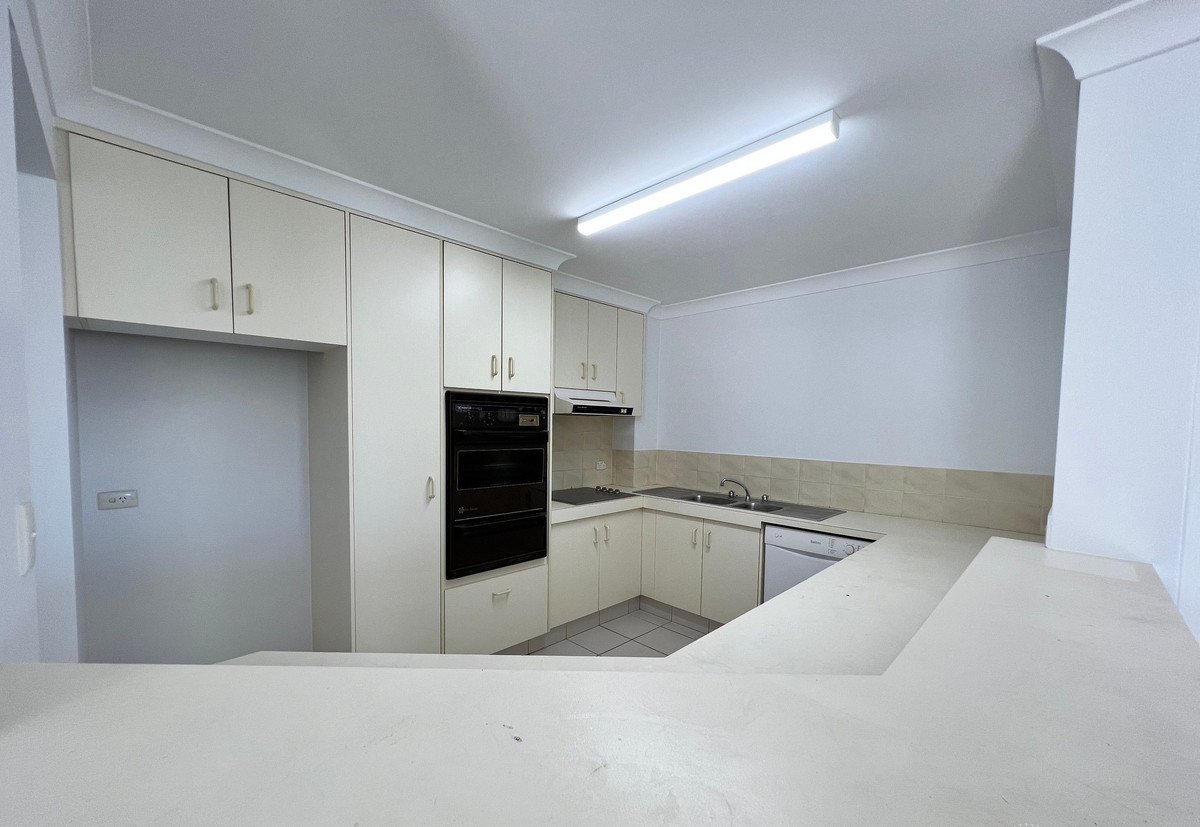 15/29 Burleigh Street Burleigh Heads 5