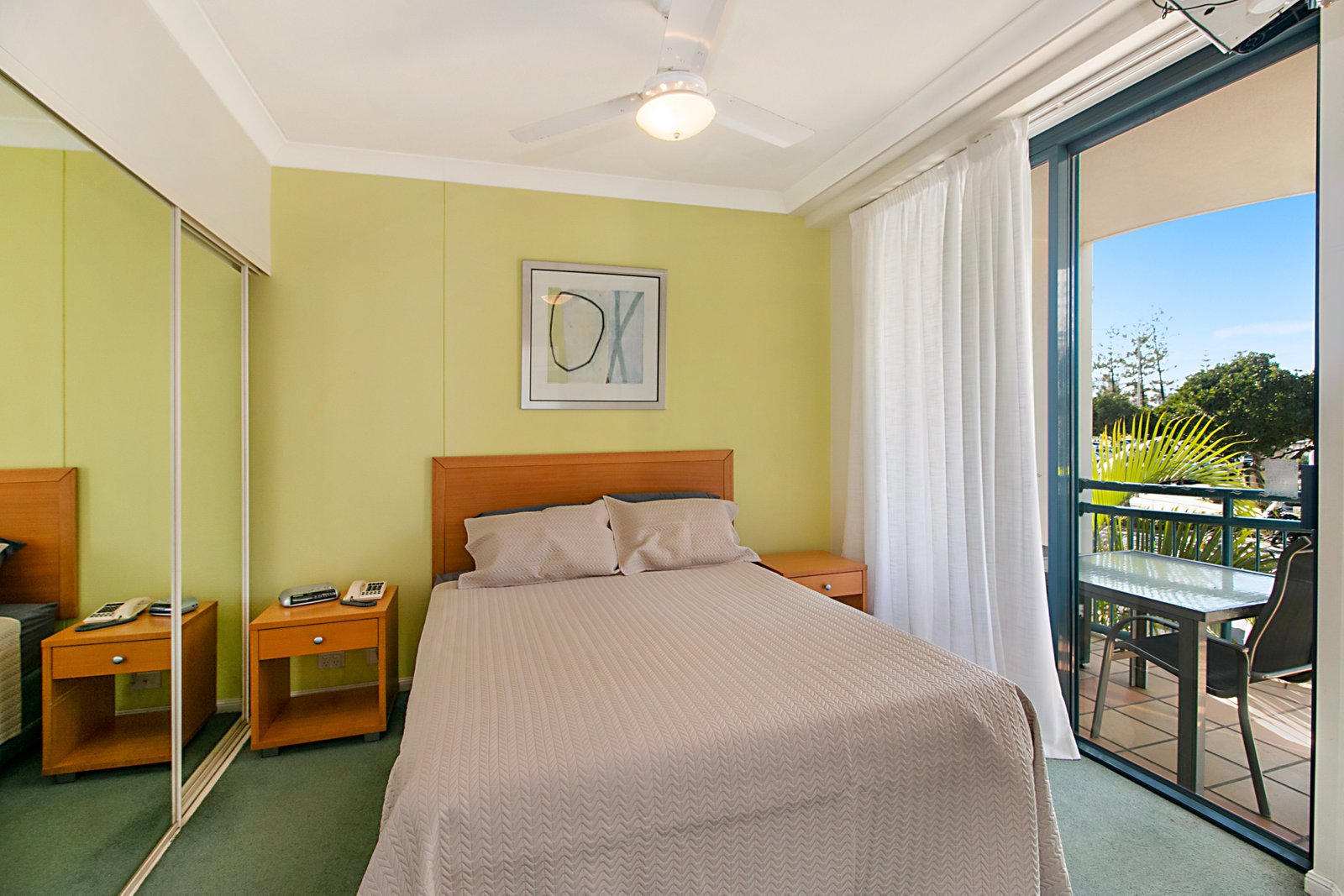 152/99 Griffith Street COOLANGATTA 6