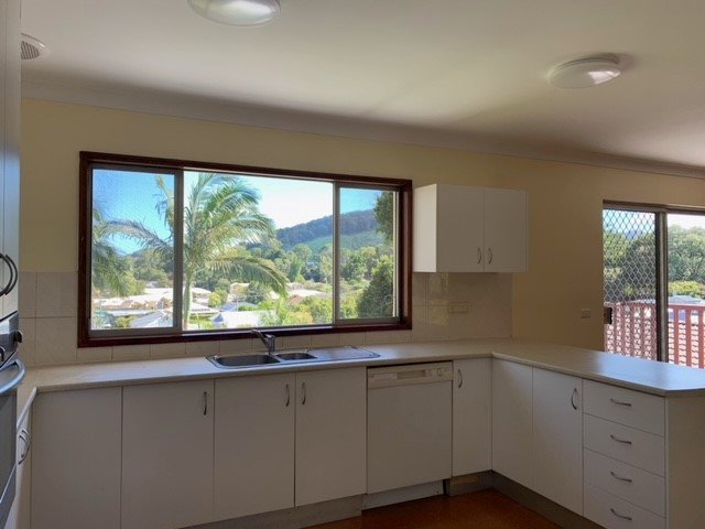 153 Beryl Street COFFS HARBOUR 6