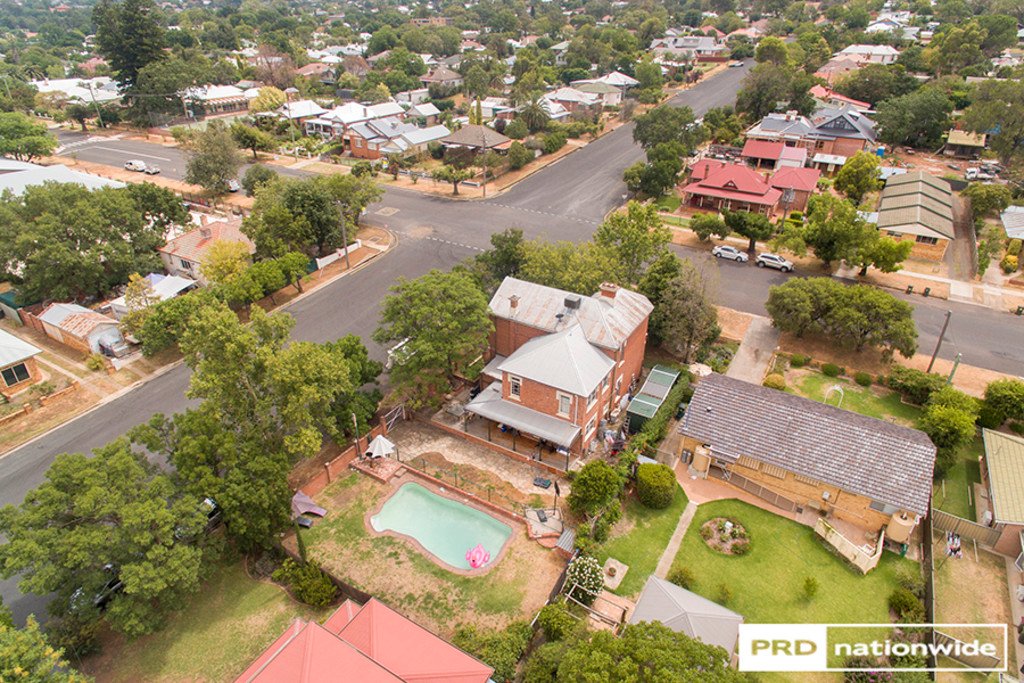 153 Carthage Street TAMWORTH 21