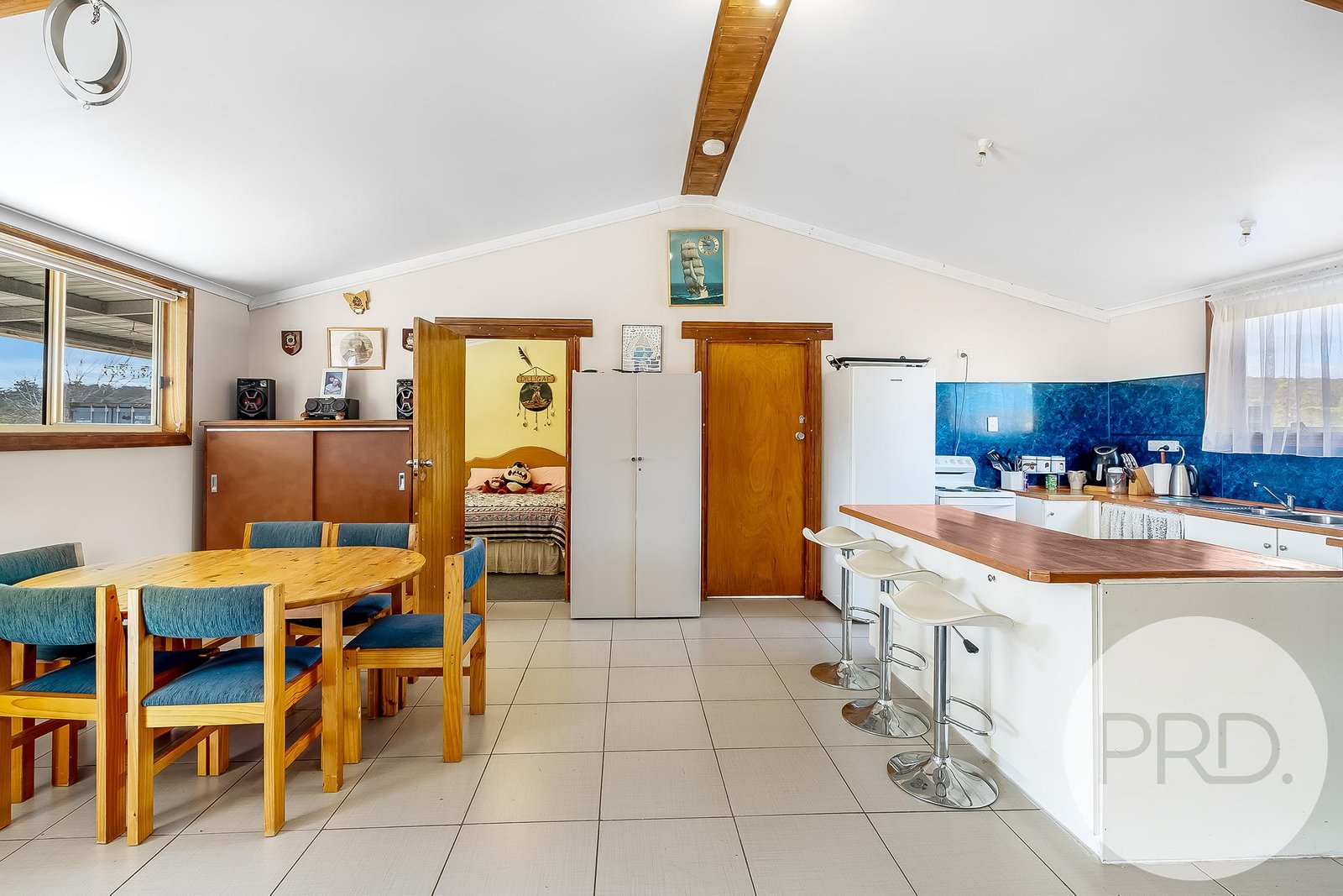 153 Kelletts Road SLOPING MAIN 9