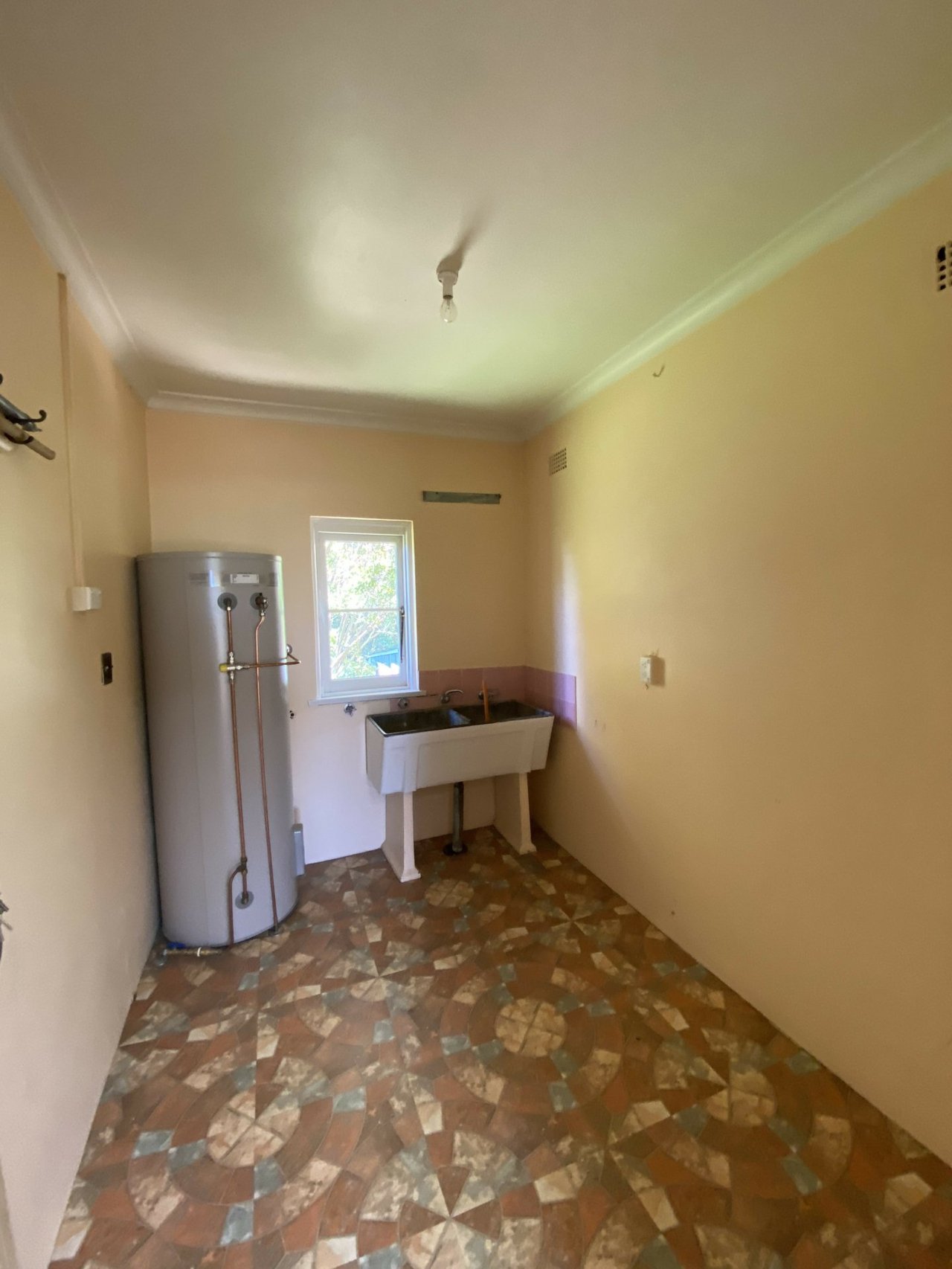 153 Little Warrendine Street ORANGE 3