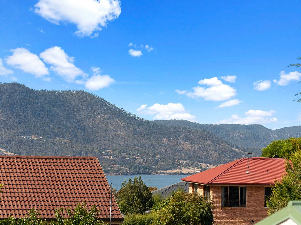 153 Montrose Road MONTROSE 18