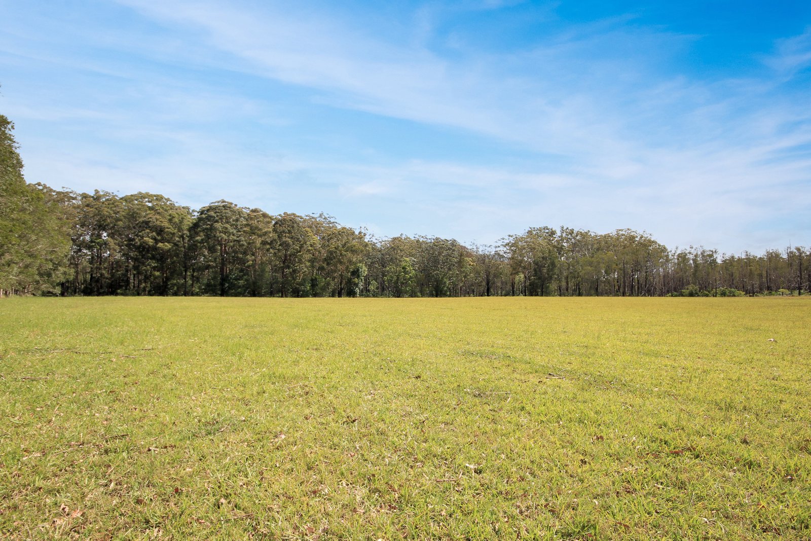 153 Wharf Road JOHNS RIVER 13