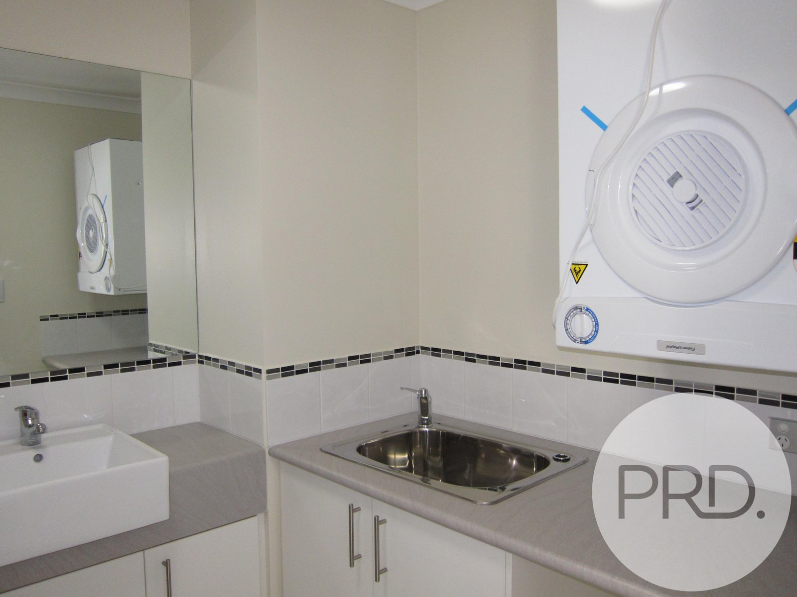 15/30 Malata Crescent SUCCESS 4