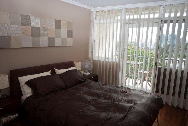 15/30 Powell Crescent COOLANGATTA 9