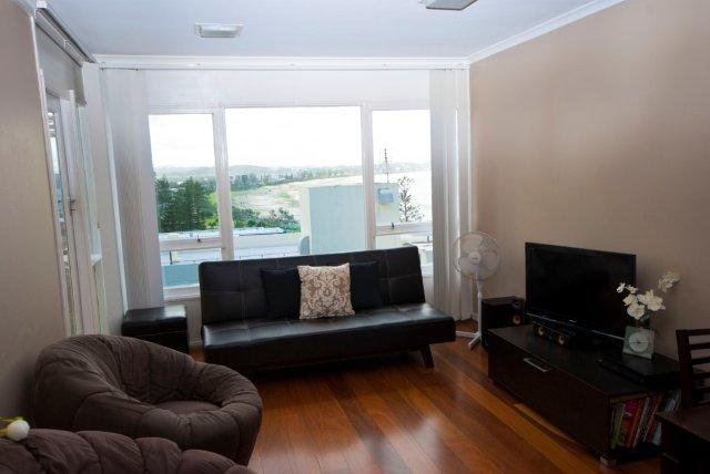 15/30 Powell Crescent COOLANGATTA 12
