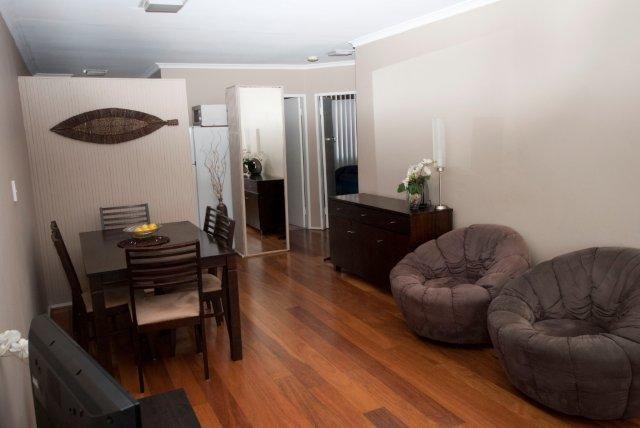 15/30 Powell Crescent COOLANGATTA 13