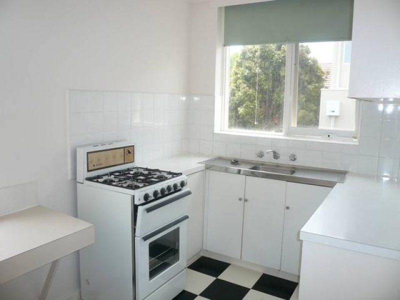 Gallery: 15/329 Orrong Road
