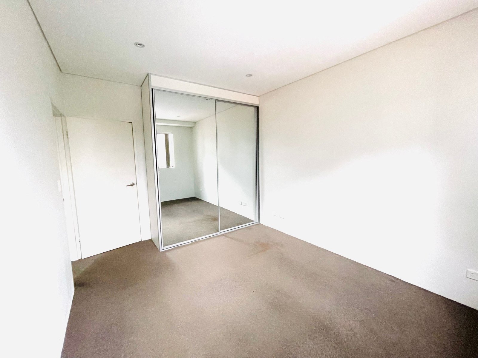 15/33-37 Gray Street KOGARAH 7