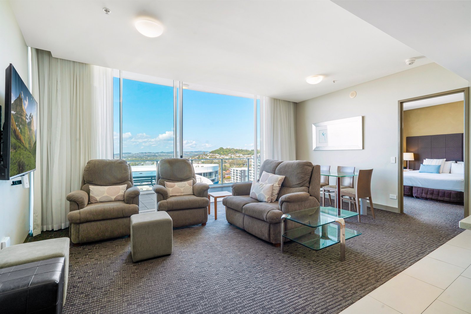 1534/6-8 Stuart Street TWEED HEADS 4