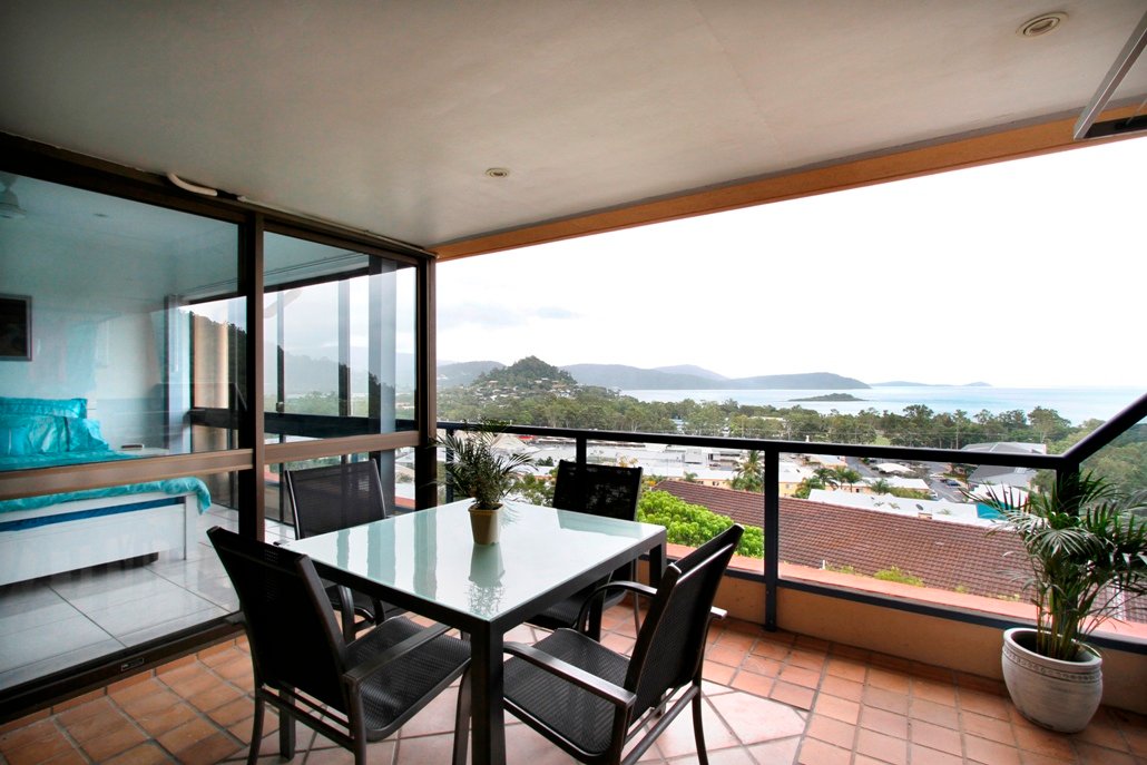 153/6 Eshelby Drive CANNONVALE 7