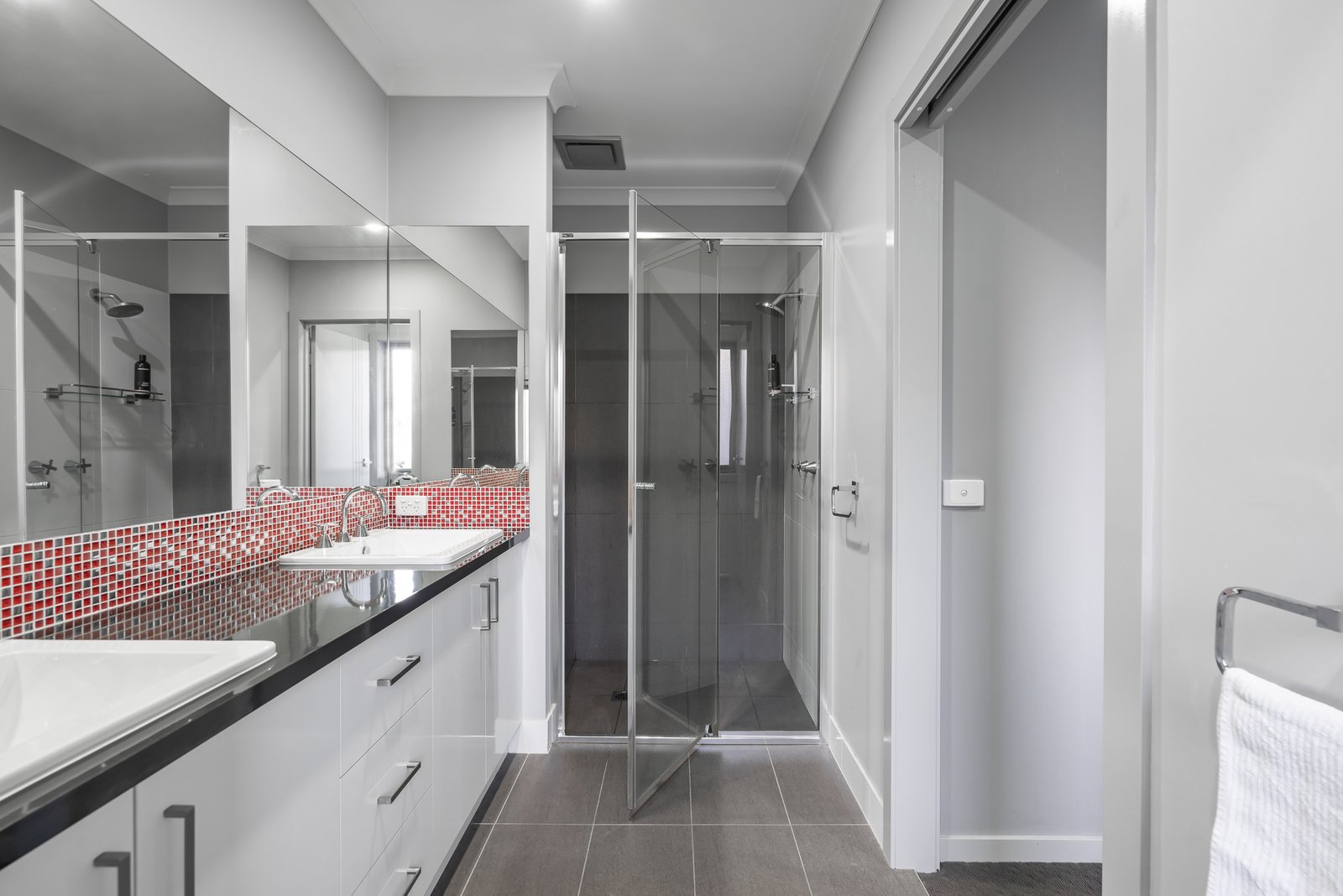 1/536 Roper Street ALBURY 8