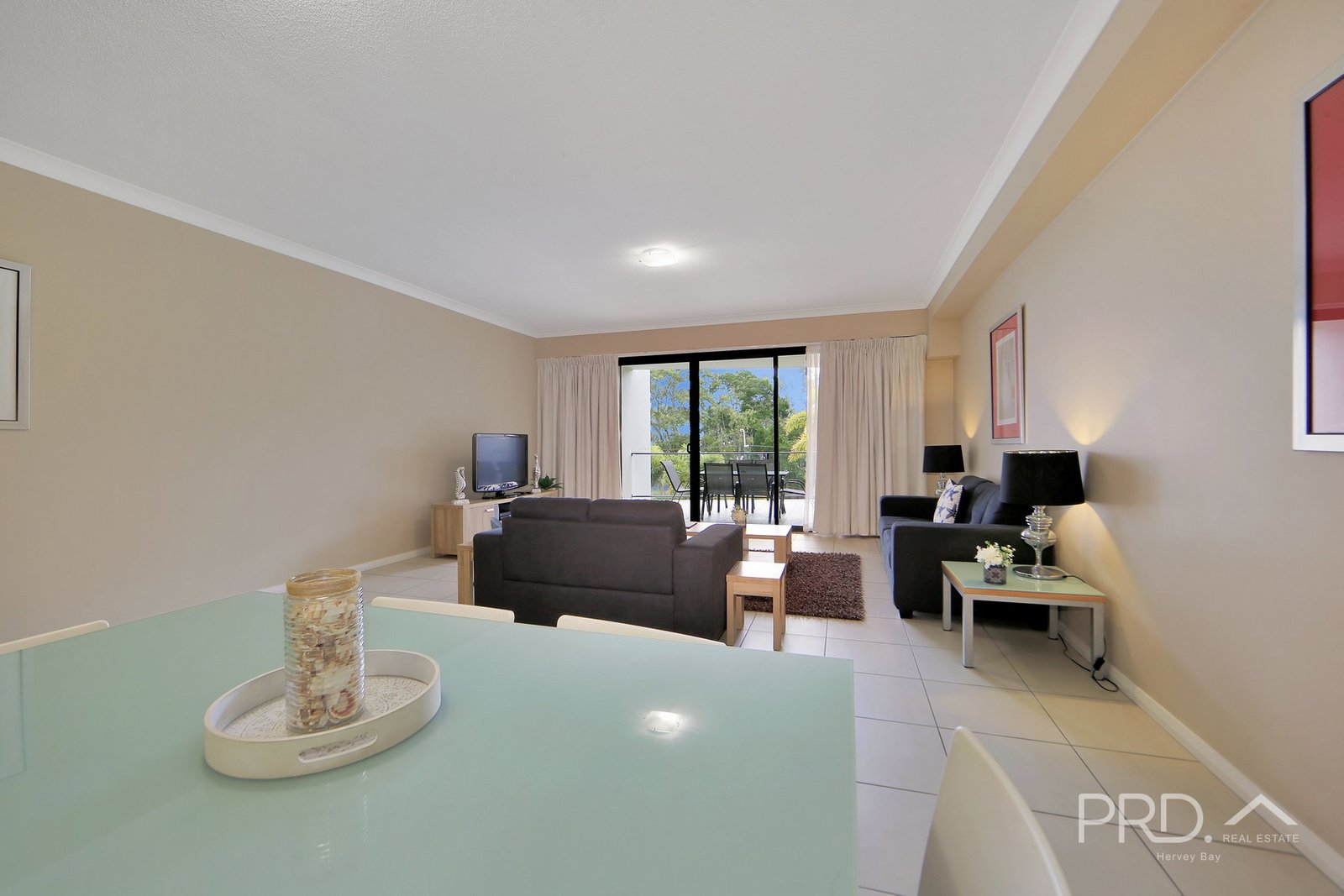 15/371 Esplanade  SCARNESS 5