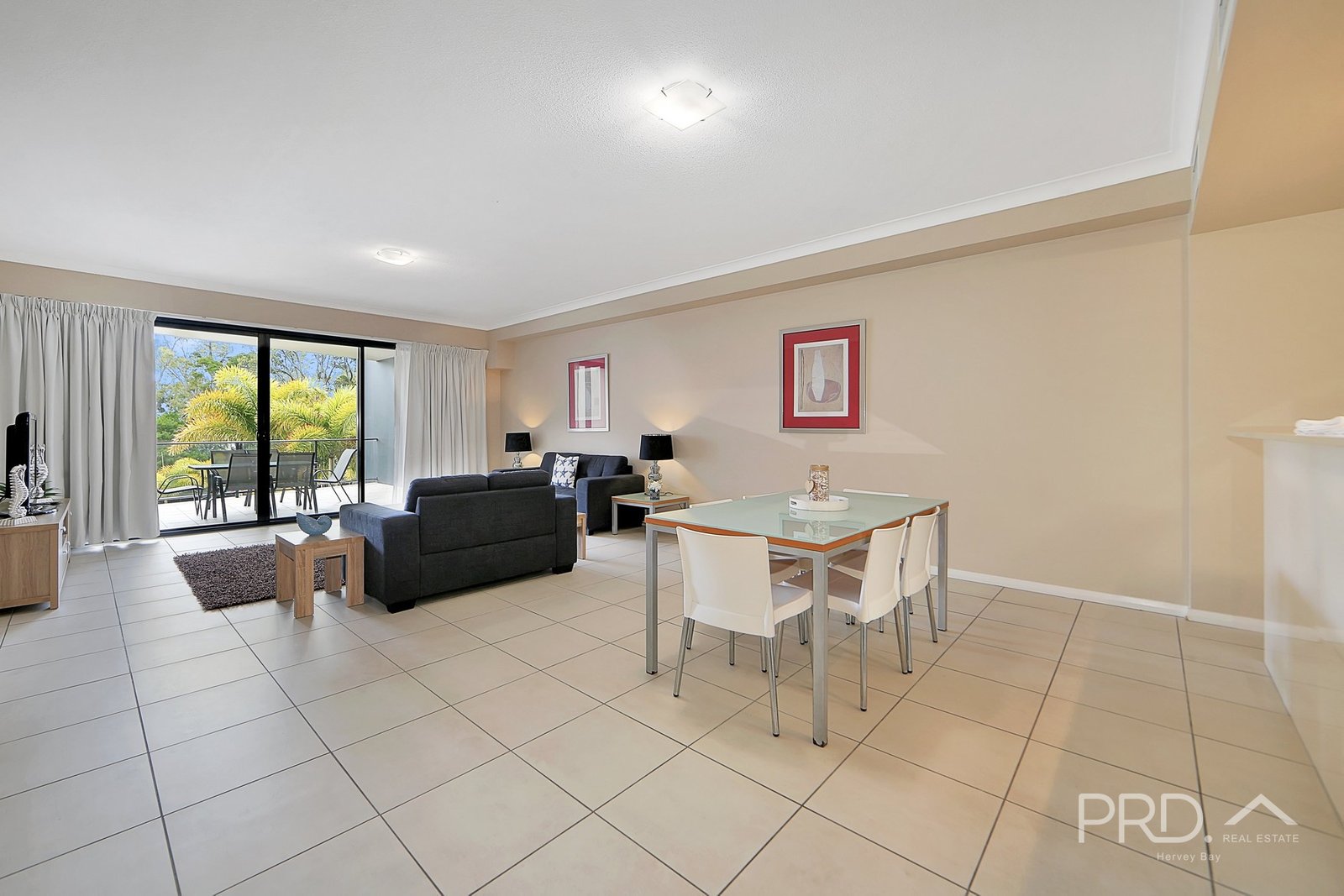 15/371 Esplanade  SCARNESS 6