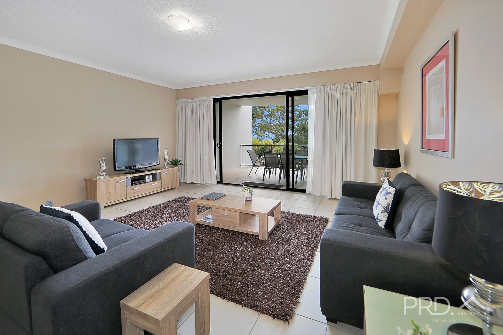 15/371 Esplanade  SCARNESS 8